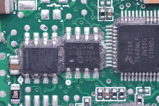 华为光伏逆变器，华为的光伏逆变器受不受禁令（拆解华为450W智能光伏优化器带你有全新了解）