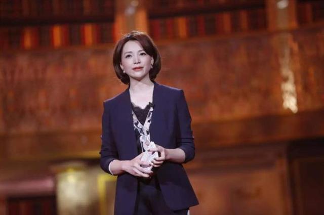 董卿老公密春雷终于现身！将重回工作岗位履职，夫妻俩已消失数月