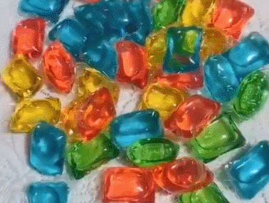 柔顺剂和洗衣液的区别，柔顺剂当成洗衣液了怎么办（洗衣凝珠是不是“智商税”）