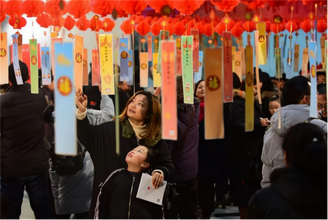 拜佛的好处，网上礼佛上香（佛教文化对中国人的影响有多大）