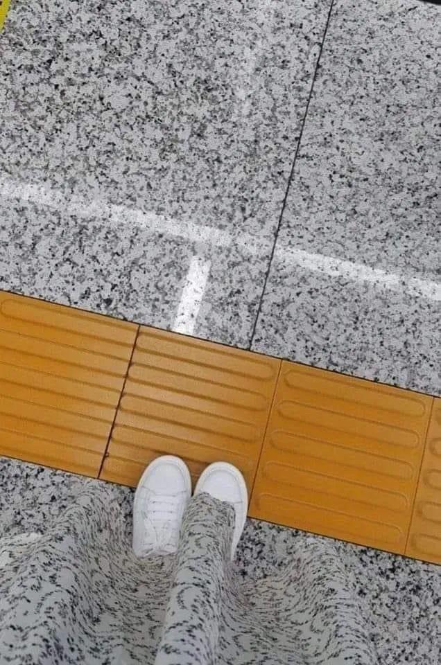 倒过来看很恶心的图，恐怖图片（这些迷惑性超强的错觉照片）