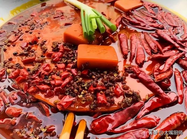 牛油和猪油哪个好，牛油和猪油哪个更健康（“块状”和“膏状”哪个好）