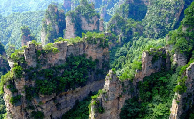 去张家界旅游景点推荐，张家界周边旅游景点推荐（“张家界”不可错过的十大景点）
