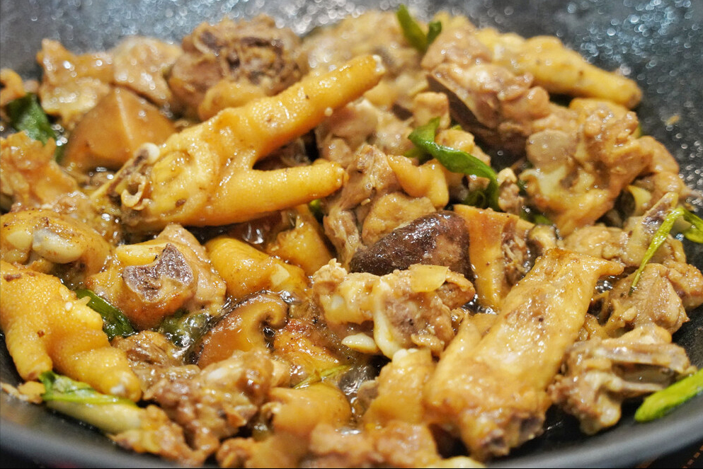 【家常香菇炖鸡】