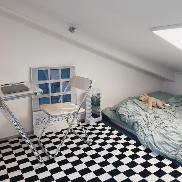 客厅不要沙发怎么设计，客厅不要沙发怎么设计好看（客厅抛弃了传统布局）