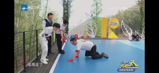 蔡徐坤情人歌词，蔡徐坤情人歌词完整版（听到他说的第一个答案）