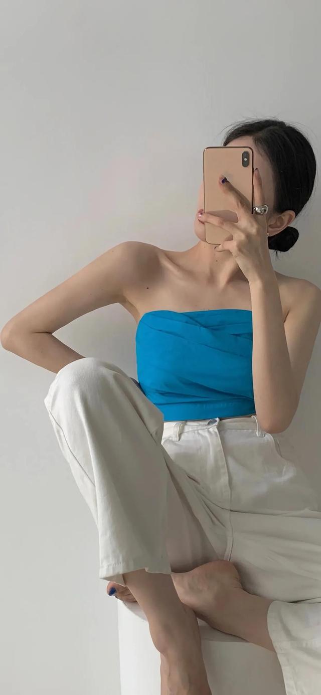抖音最火壁纸图片，抖音流行手机壁纸原图（抖音最火的ins风简约高级壁纸）