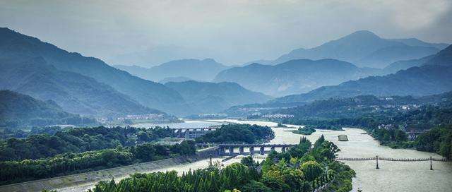 四川必须去的旅游景点，四川省的16个5A级景区