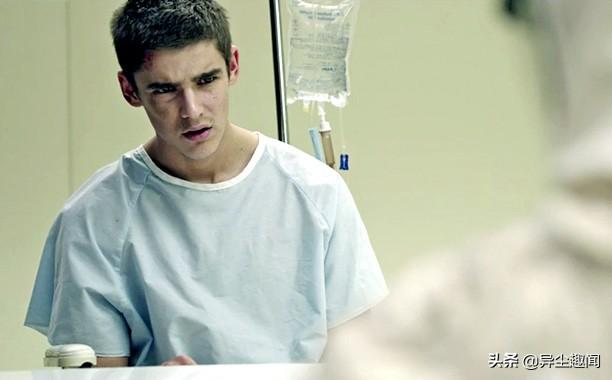 电影沉睡魔咒1王子是谁演的，沉睡魔咒2的王子是谁演的（沉睡魔咒的王子其实是澳洲的阳光小鲜肉）