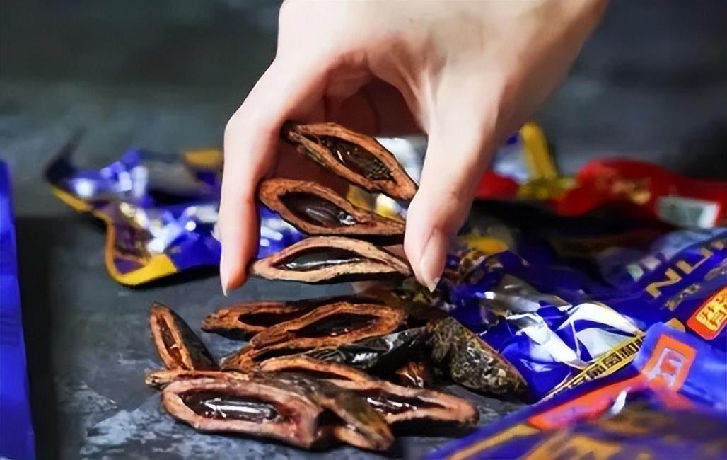 "槟榔加烟,法力无边"