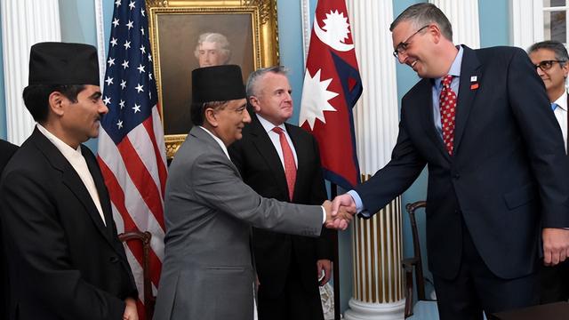 尼泊尔人口多少，尼泊尔的人口是多少（与中国相邻的尼泊尔）