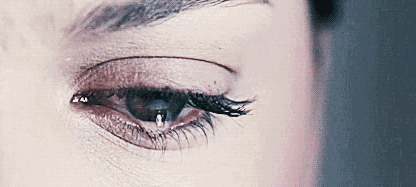 眼球充血怎么办，眼白突然有一块红血块（眼睛里出现“红血丝”）