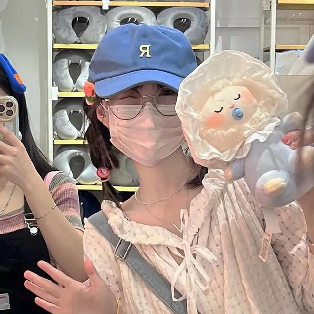 高质感ins闺蜜头像，ins超甜闺蜜头像/.微信（甜妹会love的闺蜜头像）