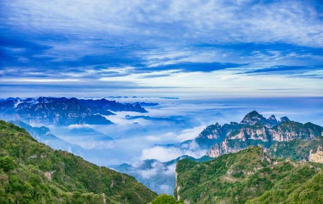 举起手来拍摄地，举起手来拍摄地郭亮村介绍（悬崖上有隐秘古村）