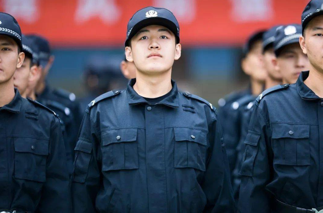专科警校出来干什么，毕业之后直接捧“铁饭碗”