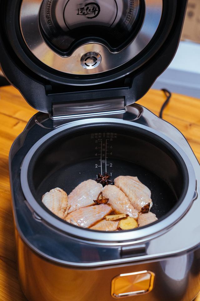 ptfe和特氟龙的区别，ptfe和特氟龙的区别是什么（到底是买国产还是进口）