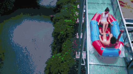 附近游泳馆在哪里最近，天通苑附近哪里有游泳馆（穿丛林越峡谷，比空调屋还凉快）