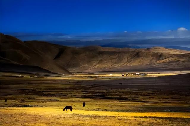 世界旅游日是哪天，世界旅游日是哪一天（这个秋天我们一起出发）