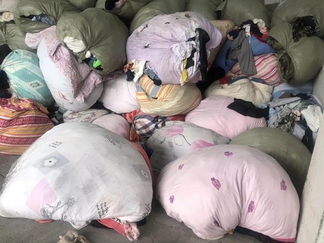 回收旧衣服多少钱一吨，旧衣服回收多少钱一吨（狂热的旧衣回收真实利润有多少）