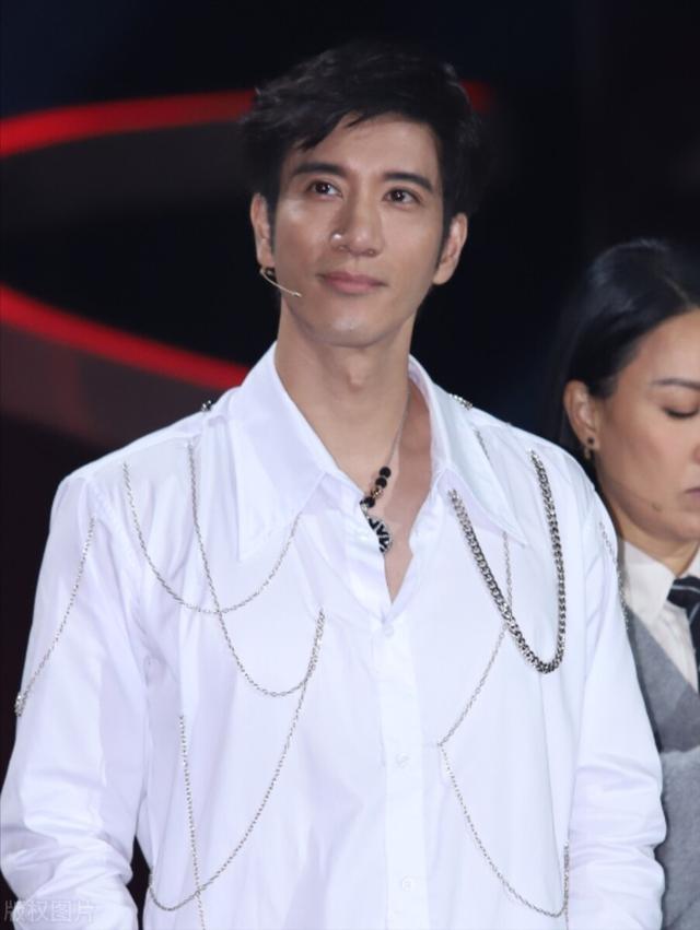 心跳 王力宏 歌词，王力宏事件其实他早就在这些歌里说过