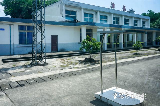 5612次列车，5612次列车时刻表（一路风景优美票价便宜车厢里却空荡荡）