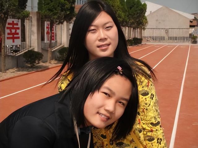 西单女孩 春晚，西单女孩任月丽捐款5万（11年前凭春晚走红,发誓要做第二个董明珠的
