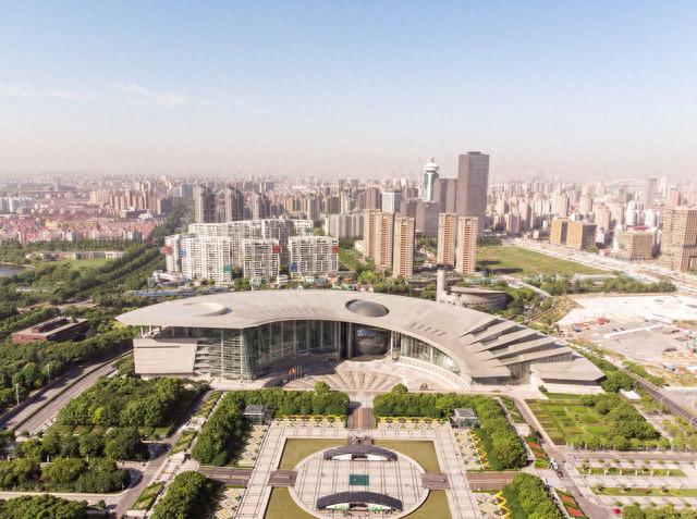 旅游推荐之上海科技馆