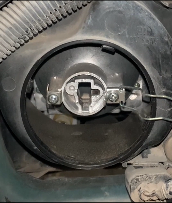 长城金迪尔怎么样，长城炮皮卡报价及图片（11款长城金迪尔升级汽车LED前照灯步骤解析）