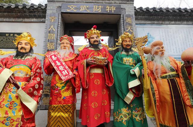 平安顺遂一般送给谁的，寓意平安顺遂的名字（新的一年家人平安顺遂）