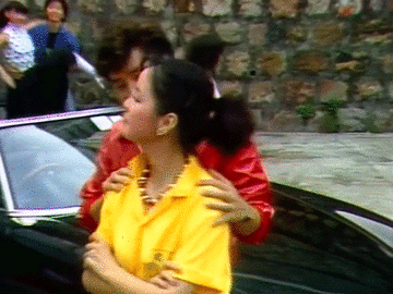 邓丽君简介个人简历，邓丽君简介（是华语乐坛献给世界“最珍贵的礼物”）