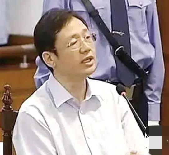 田海蓉老公徐明，田海蓉和老公结婚照（徐明：28岁成亿万富豪）