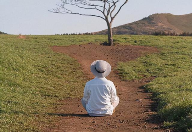 人生最现实的句子，超经典的人生现实的精辟句子（25句深刻现实的人生格言句子）