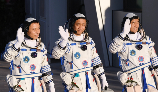 国际空间站是哪几个国家建的，国际空间站是哪几个国家建的,对俄制裁（国际空间站最多容纳13人）