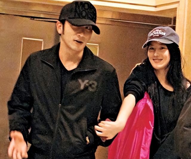 李晨张馨予生活照，张馨予写真 生活照（张馨予：游离吴卓羲和李晨后）