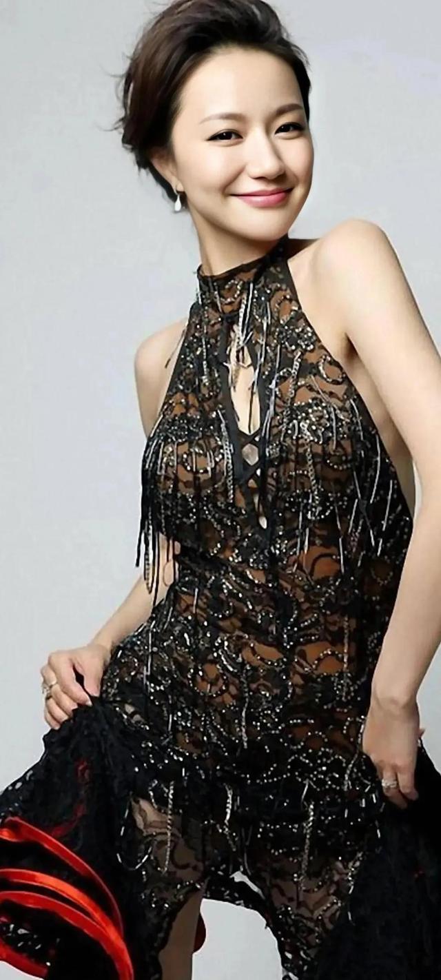 韩雨芹个人资料，韩雨芹简介（韩雨芹惊艳写真美图）