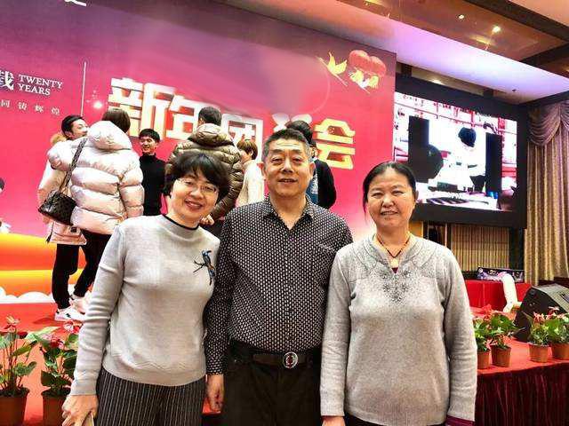 许昕个人资料，金牌背后有眼泪和坎坷（许昕个人资料简介及身高）