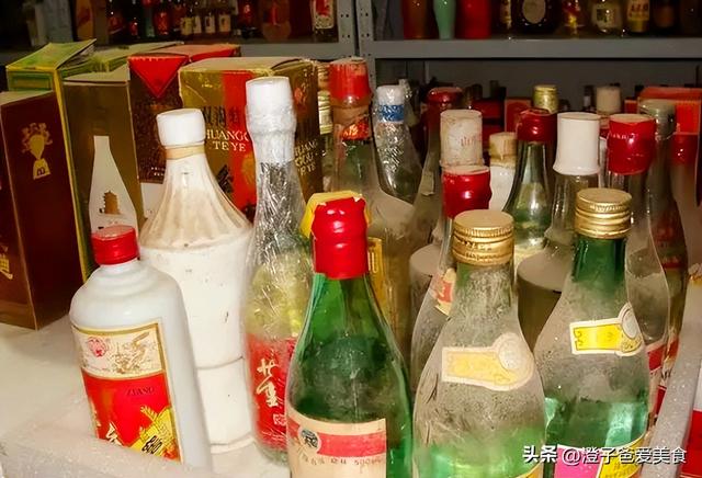 拉菲红酒1982年多少钱，红酒拉菲价格和图片（82年的拉菲什么时候过期）