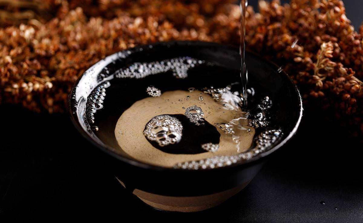 请朋友吃饭酒桌上的开场白,饭局上15个经典的开场白