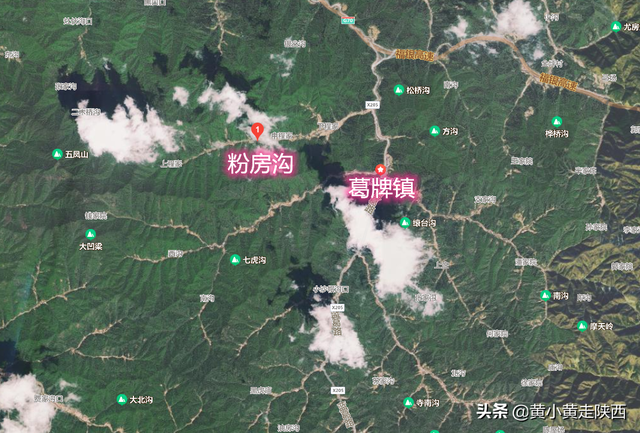 秦岭在陕西哪儿，秦岭在陕西的哪里（每小时都有班车经过的山谷）