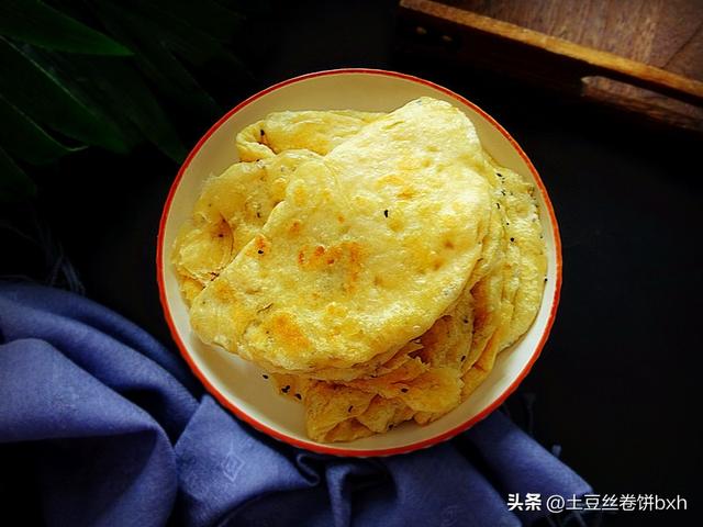 死面饼的做法大全，北方死面烙大饼的做法（这饼不用发面真省事）