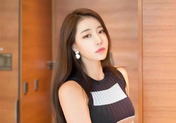 如何和女网友聊天，如何和女网友聊天技巧（坏男孩和女生聊天技巧）