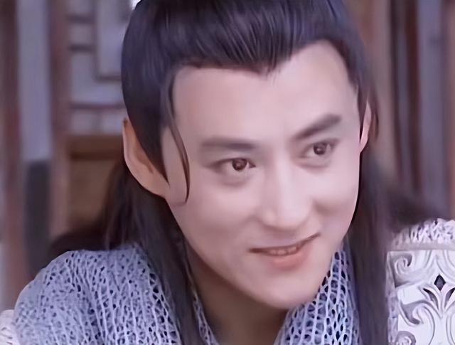 演员刘小锋：娶小16岁娇妻，婚后胖若两人，今51岁胖到观众认不出