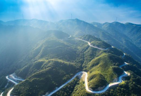 湖南南山牧场在哪里，湖南南山牧场旅游攻略自驾游（邵阳旅游推荐：南山牧场）