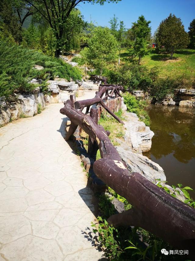 北京西山森林公园，北京西山森林公园登山路线推荐（西山国家森林公园）