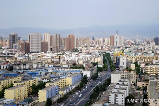 银川金凤区房价最新价格表，宁夏银川贬值较快的100个小区房价公布了
