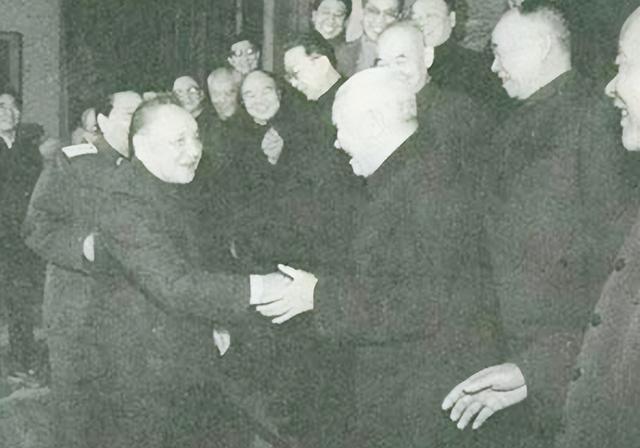 建国后枪毙第一个将军，田维新浪博客（175名将军复出遇尴尬）