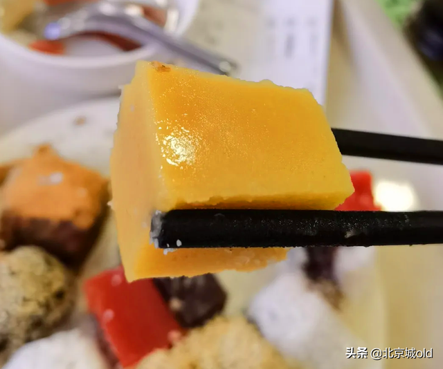 备受好评的肉末烧饼，豌豆黄儿的读音