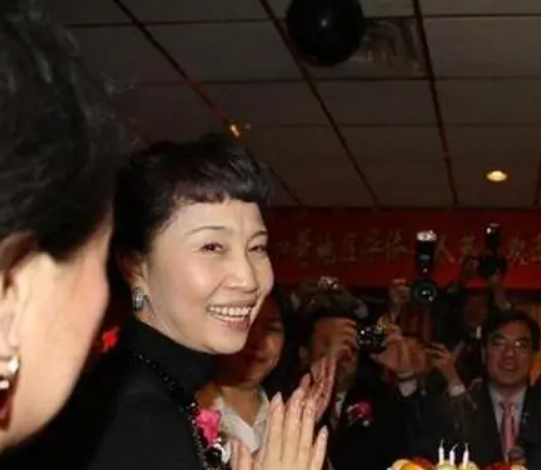 阎维文的家庭故事，阎维文：陪妻子抗癌34年