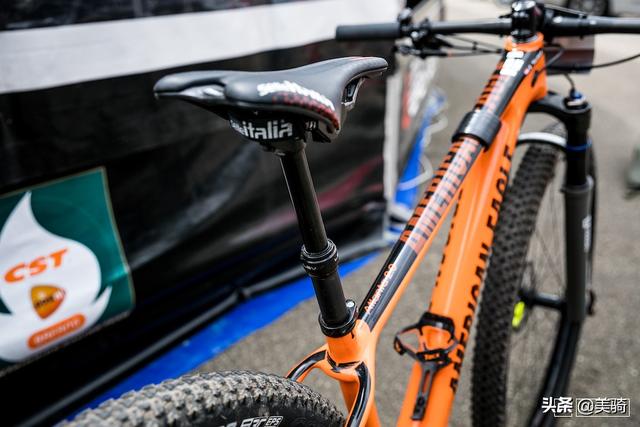 山地自行车全面图，山地世界杯赛场的9辆顶级XC硬尾山地车