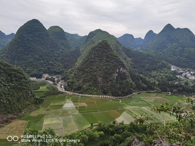 贵州兴义市简介，兴义市简介市区人口（<黔西南布依族苗族自治州>）